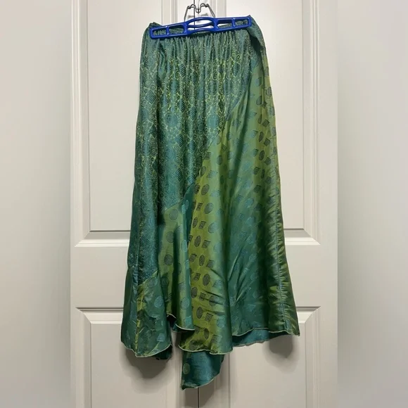 Bohemian Silk Skirt - Picture 5 of 5